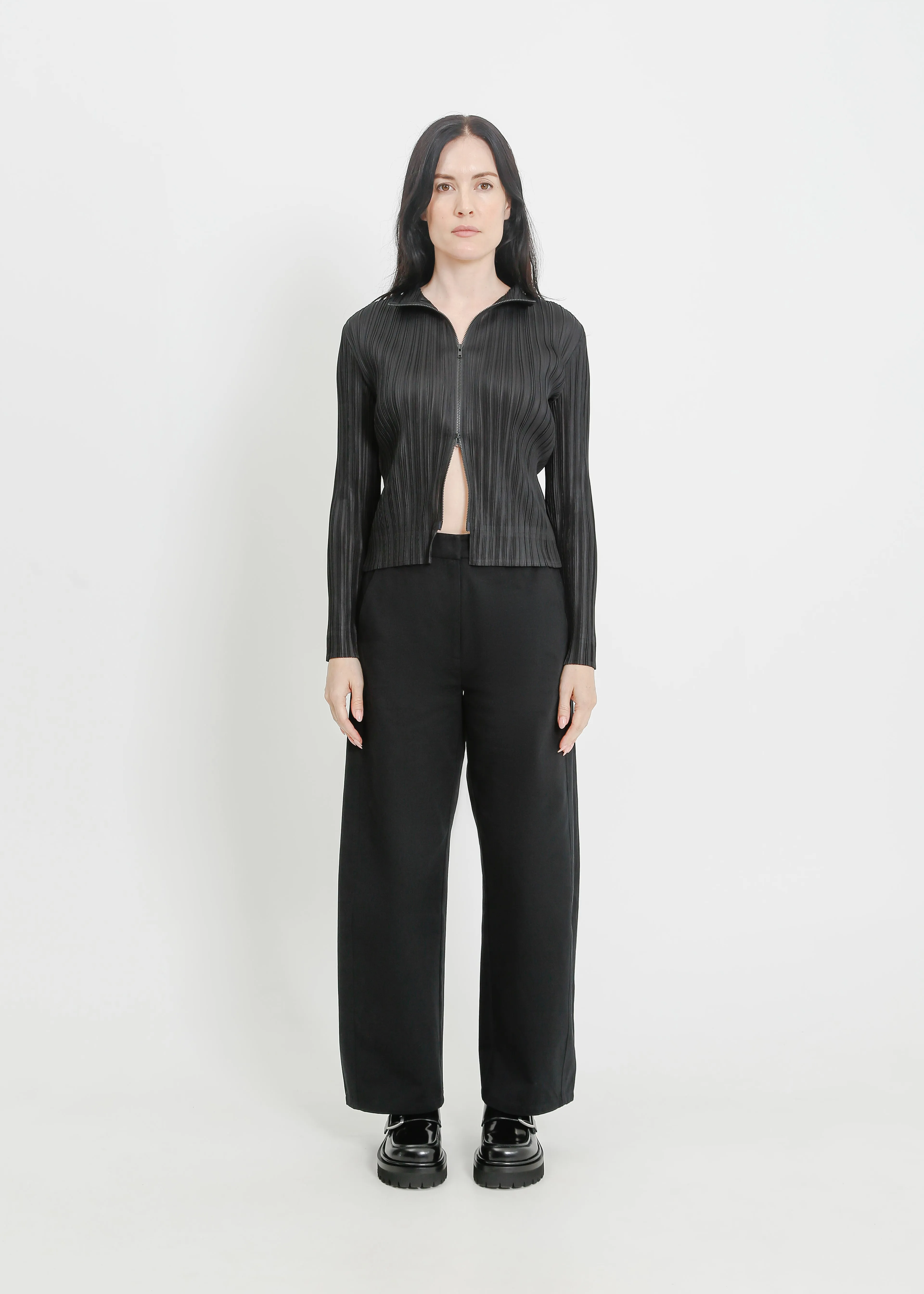 AERON PLEAT JACKET / BLACK