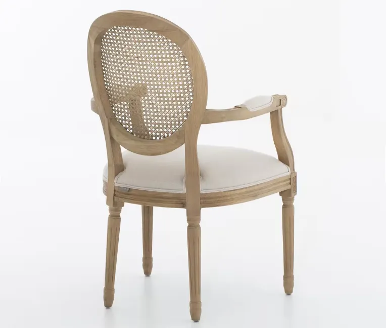 Armchair Medy