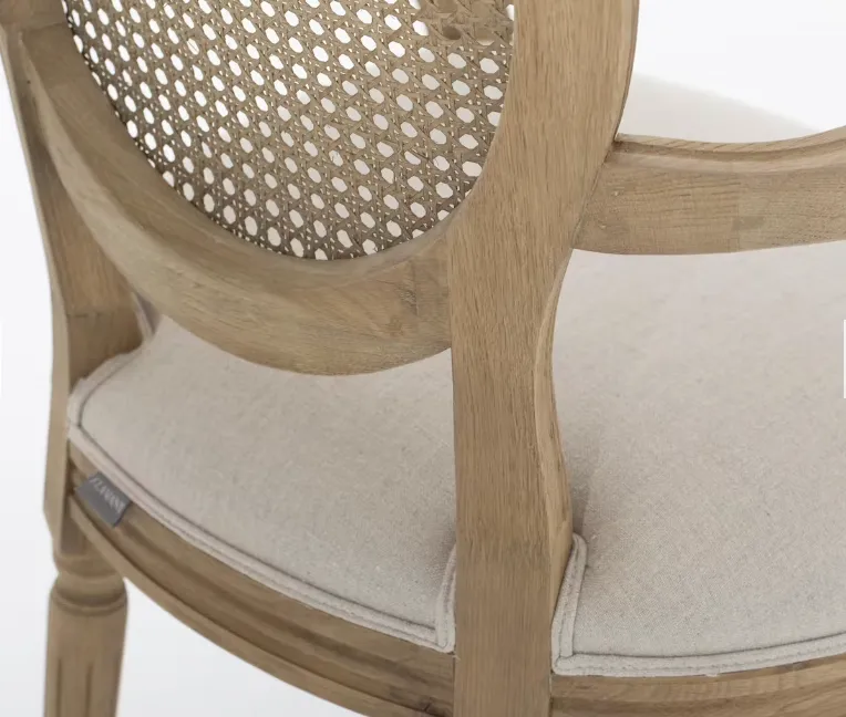 Armchair Medy