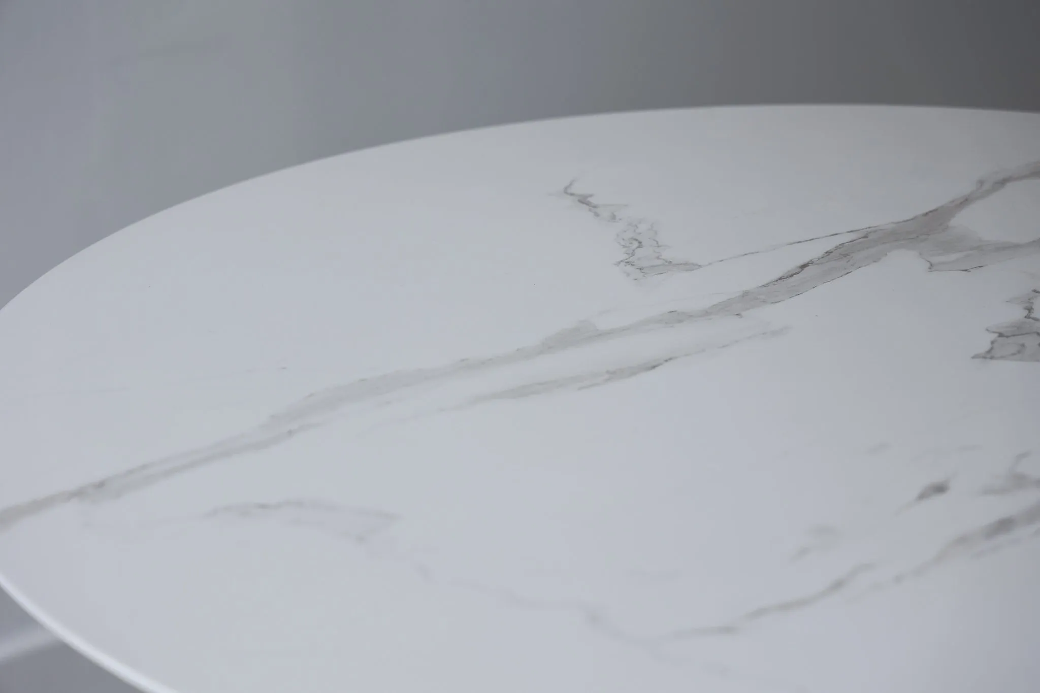 Faux Marble Round Dining Table 40"